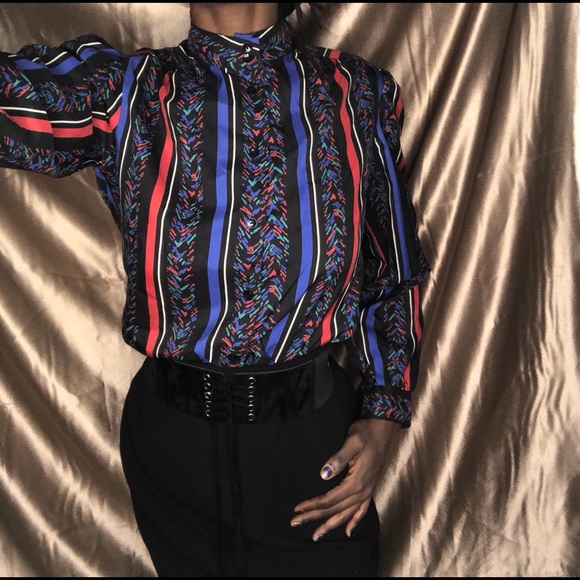 Top - Picture 2 of 6